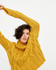 Load image into Gallery viewer, Cable-knit sweater
